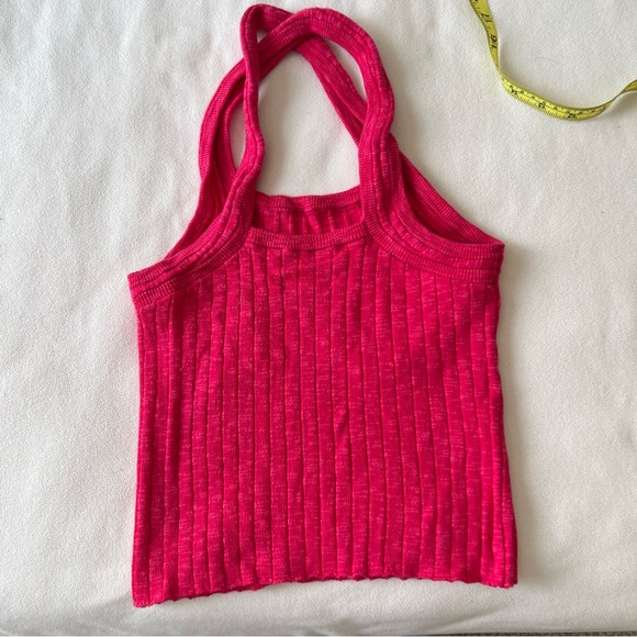 Cropped Tanktop - Picture 2 of 5